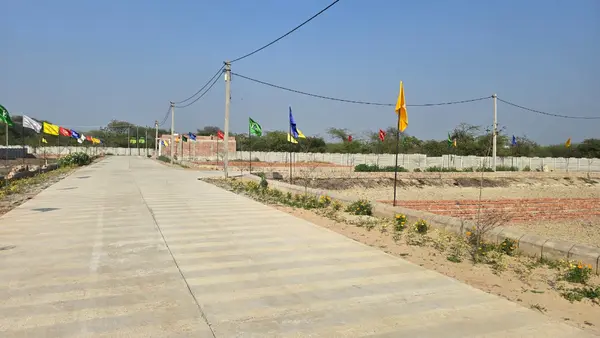Photo 2
